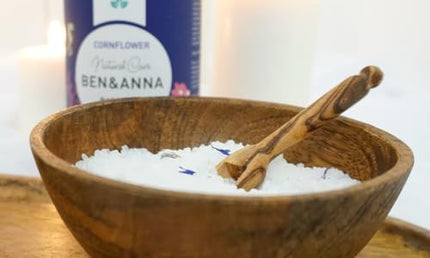 Ben & Anna Premium Cornflower Bath Salts – Muskelentspannung, Kornblume, 300 g