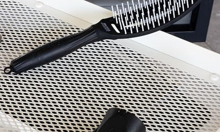 Olivia Garden Fingerbrush Detangler Haarbürste – Black Ionized Nylon, Klein