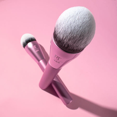 Real Techniques Power Pigment Blush Makeup Brush Rosa