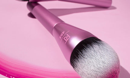 Real Techniques Power Pigment Blush Makeup Brush Rosa