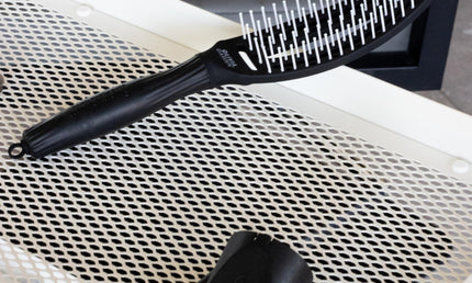 Olivia Garden Fingerbrush Detangler Haarbürste – Black Ionized Nylon, Klein